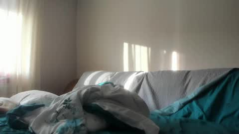 Issabelle online show from May 11, 3:56 am