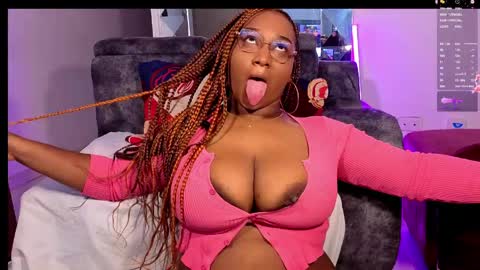 issamar online show from May 8, 4:01 pm
