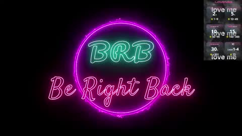 Snapshot of issie_cute chatting on October 12, 1:32 pm Issie online show from October 12, 1:32 pm