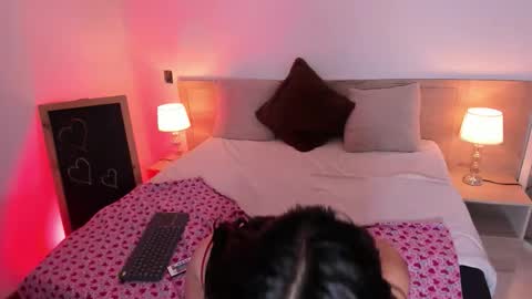 issis_smith online show from October 17, 3:42 am