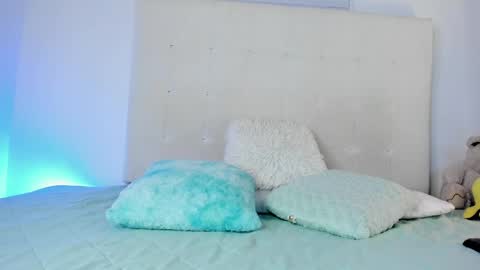 Snapshot of itahisa_cute chatting on March 31, 10:37 am itahisa online show from March 31, 10:37 am