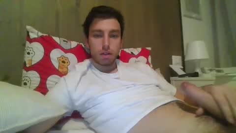 Snapshot of italian_boy_22 chatting on December 7, 3:52 pm italian_boy_22 online show from December 7, 3:52 pm