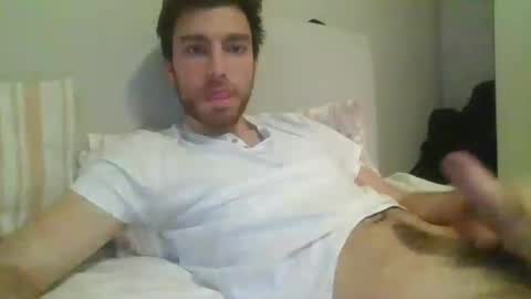 Snapshot of italian_boy_22 chatting on December 19, 7:40 am italian_boy_22 online show from December 19, 7:40 am