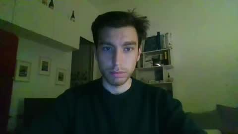 Snapshot of italian_boy_22 chatting on January 28, 10:45 pm italian_boy_22 online show from January 28, 10:45 pm
