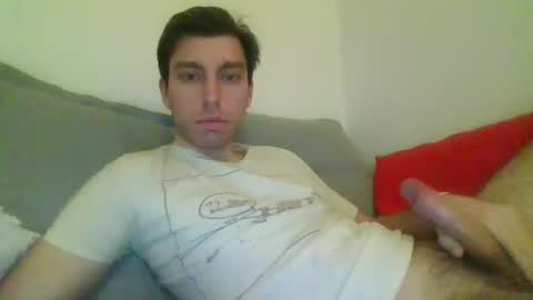 Snapshot of italian_boy_22 chatting on February 10, 9:04 pm italian_boy_22 online show from February 10, 9:04 pm