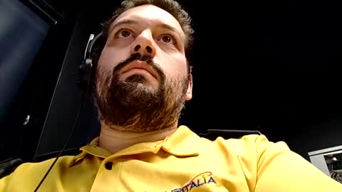 italianbigboy93 online show from October 9, 8:23 am