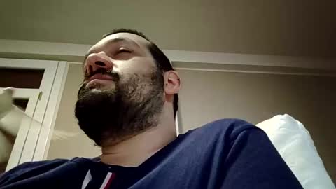 italianbigboy932 online show from March 14, 7:03 am