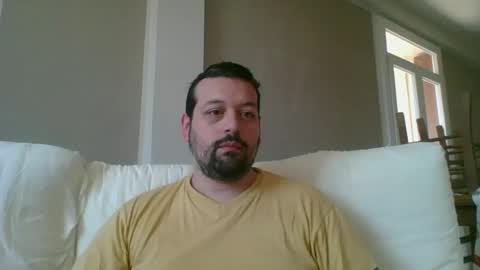 italianbigboy932 online show from April 24, 9:45 am