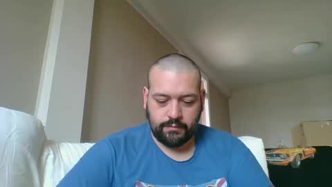 italianbigboy932 online show from May 16, 9:06 am
