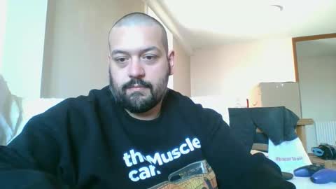 italianbigboy932 online show from May 16, 12:15 pm