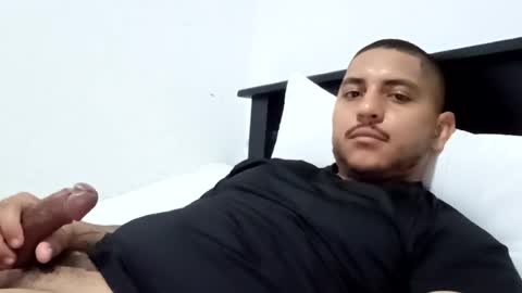 itboy04 online show from June 12, 4:00 am