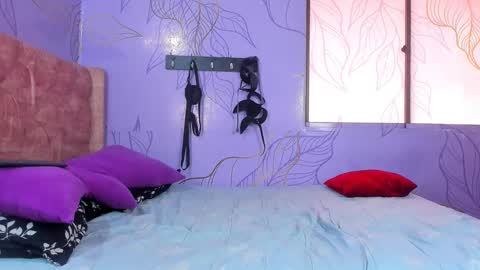 Ithan and Friends online show from January 5, 1:15 pm