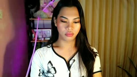Snapshot of its_chloe20 chatting on June 21, 3:14 pm its_chloe20 online show from June 21, 3:14 pm