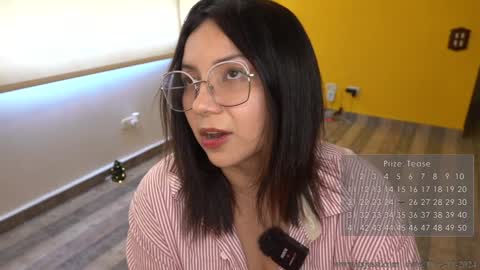 Snapshot of its_jessi chatting on December 11, 7:03 pm Jessi online show from December 11, 7:03 pm