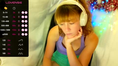 Lily online show from December 29, 3:44 am