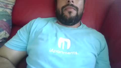 Snapshot of its_me_2323 chatting on November 3, 6:58 am its_me_2323 online show from November 3, 6:58 am