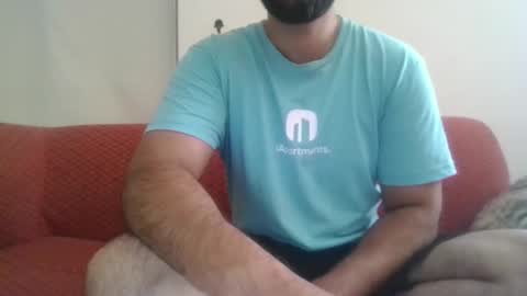 Snapshot of its_me_2323 chatting on November 4, 1:59 am its_me_2323 online show from November 4, 1:59 am