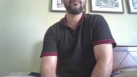 Snapshot of its_me_2323 chatting on November 30, 7:12 am its_me_2323 online show from November 30, 7:12 am