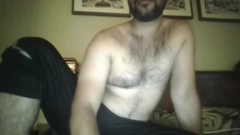 Snapshot of its_me_2323 chatting on February 15, 11:19 am its_me_2323 online show from February 15, 11:19 am