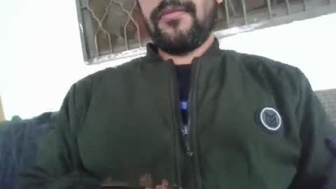 Snapshot of its_me_2323 chatting on March 19, 7:34 am its_me_2323 online show from March 19, 7:34 am