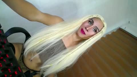 its_me_cesleste online show from June 1, 8:16 am