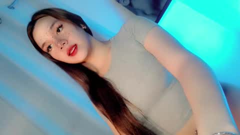 Snapshot of its_me_ezzie chatting on January 25, 5:40 pm EZZIE online show from January 25, 5:40 pm