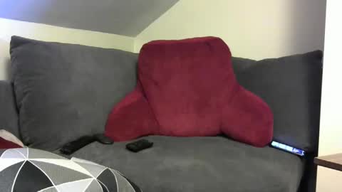 its me online show from January 4, 3:17 pm