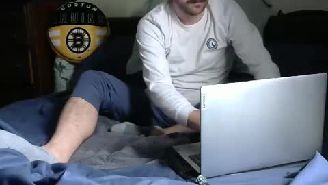 its me online show from February 2, 3:17 pm