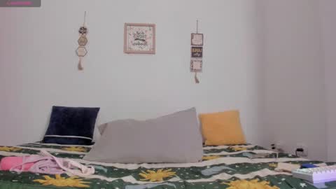 Miley hurtado online show from November 23, 2:50 pm