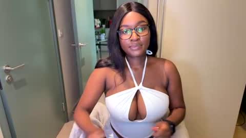 itsanna_b online show from July 3, 4:30 am