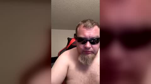 ITS DADDY BITCH online show from July 26, 12:41 am