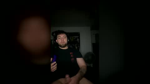 Snapshot of itsblaize chatting on April 8, 4:23 am itsblaize online show from April 8, 4:23 am