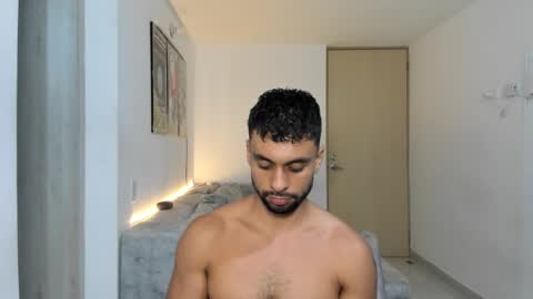 CALL ME GEO online show from November 19, 1:05 am