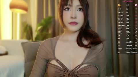 Snapshot of itsjoy_universe chatting on April 6, 7:09 am Joy online show from April 6, 7:09 am