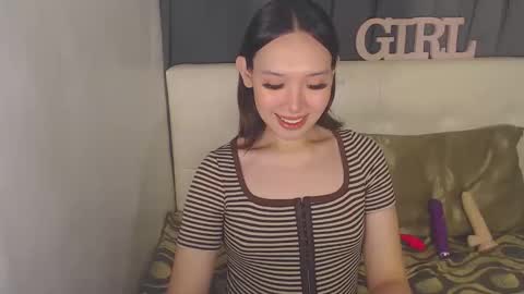 itsmehotqueen online show from September 18, 5:04 pm