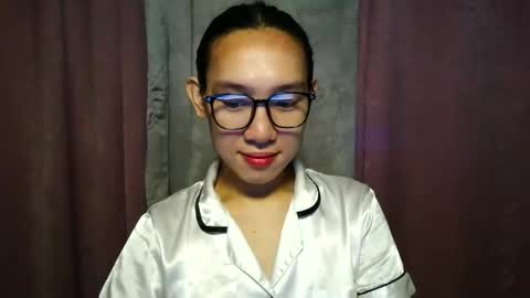 itsmehotqueen online show from March 5, 4:19 am