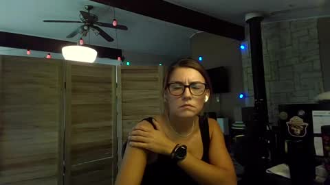 ItsMeSophie X online show from October 6, 3:53 pm