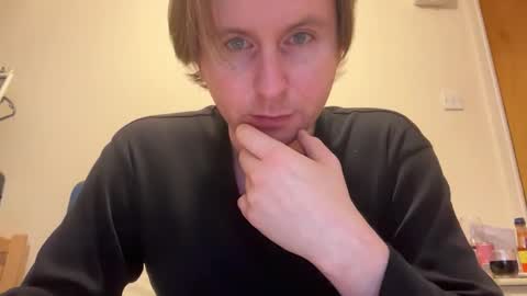 Snapshot of itsokitsalright chatting on February 14, 4:20 am itsokitsalright online show from February 14, 4:20 am