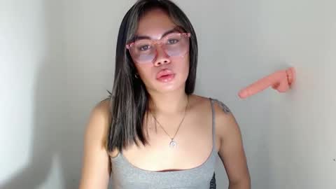 itsurgil_kloeh online show from November 16, 10:54 am