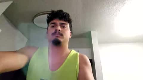 Snapshot of itswhatever1234 chatting on March 24, 8:47 pm itswhatever1234 online show from March 24, 8:47 pm