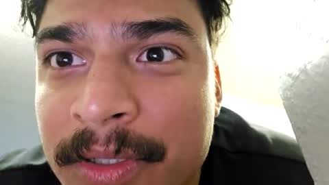 Snapshot of itswhatever1234 chatting on April 2, 7:00 pm itswhatever1234 online show from April 2, 7:00 pm