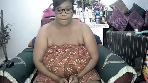 itumeleng74 online show from February 3, 4:25 am
