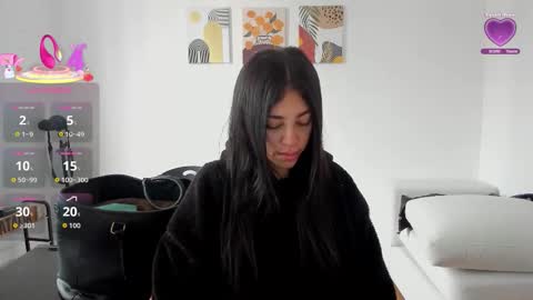 Itziar  online show from November 3, 1:12 pm