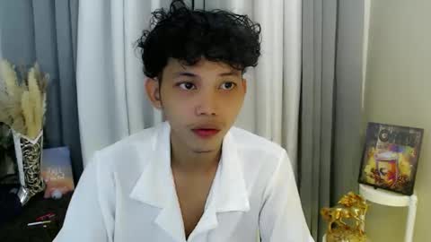 Snapshot of itzme_curlyalvin chatting on March 13, 11:06 am alvin pandoy online show from March 13, 11:06 am
