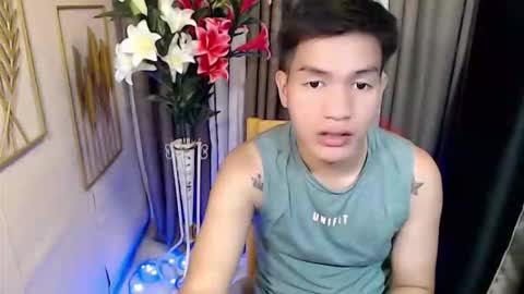 itzme_urnaughtyangelo online show from April 2, 6:00 am