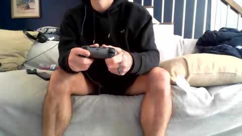 Itzmeebabyy online show from December 2, 7:20 pm