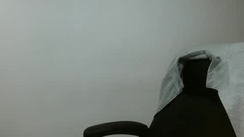 Snapshot of ivan_sexyx chatting on February 2, 2:06 am Ivan M online show from February 2, 2:06 am