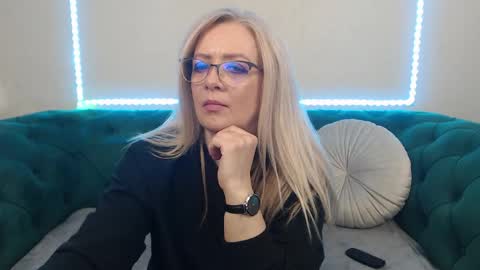 ivanacharm online show from May 15, 3:13 am