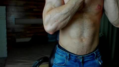 IvanHydee online show from May 21, 4:30 am