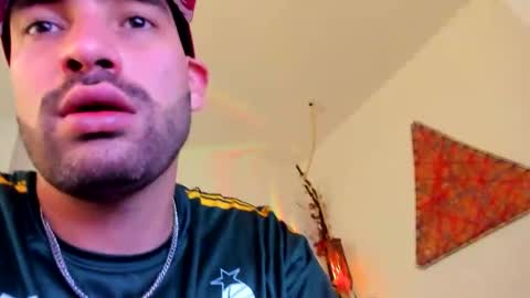 ivan online show from May 16, 9:57 pm